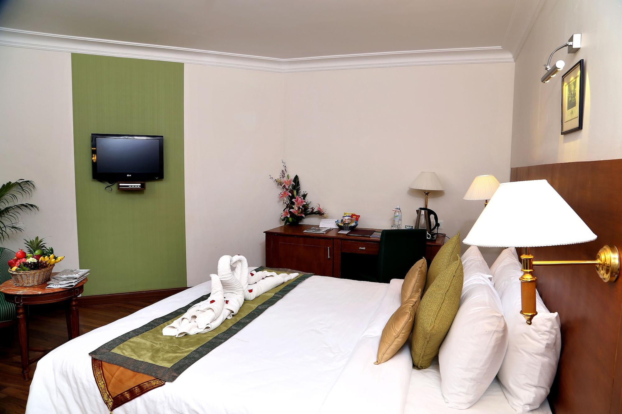 Hotel Gokulam Park Kochi Exterior foto