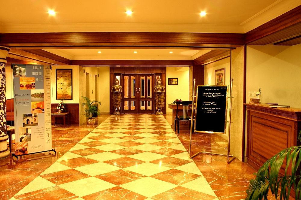 Hotel Gokulam Park Kochi Interior foto