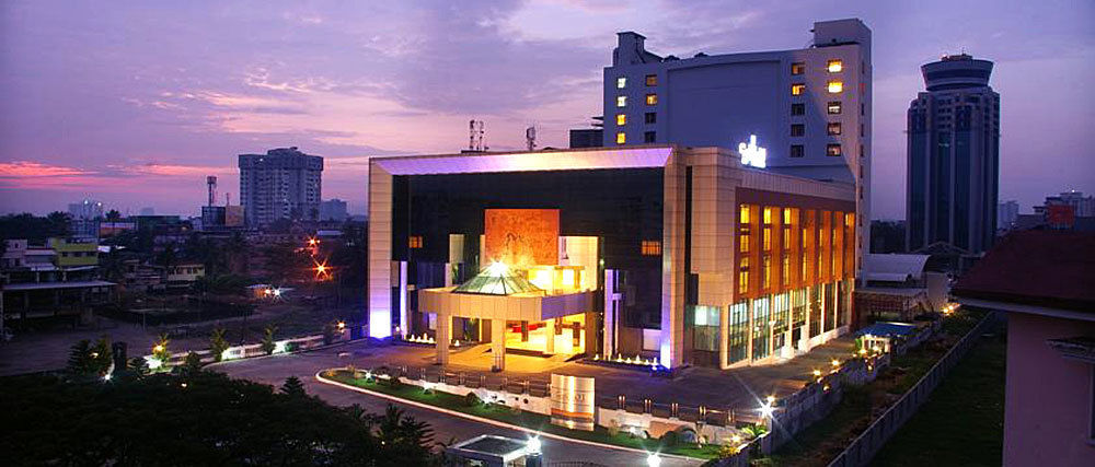 Hotel Gokulam Park Kochi Exterior foto